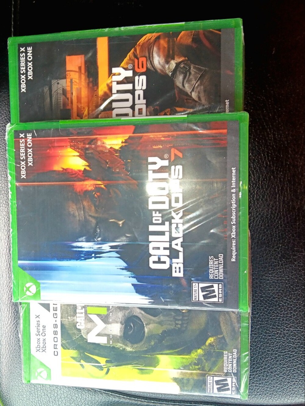 Xbox Call of Duty Game Bundle: Black Ops 6&7 Modern Warrfare 2